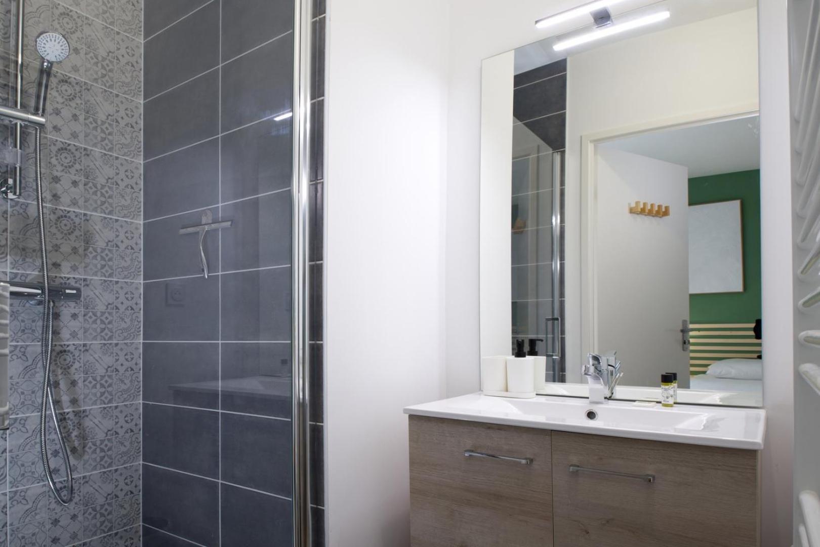 Le Normand- Appartement Neuf, 3 Chambres, Terrasse Rennes Bagian luar foto